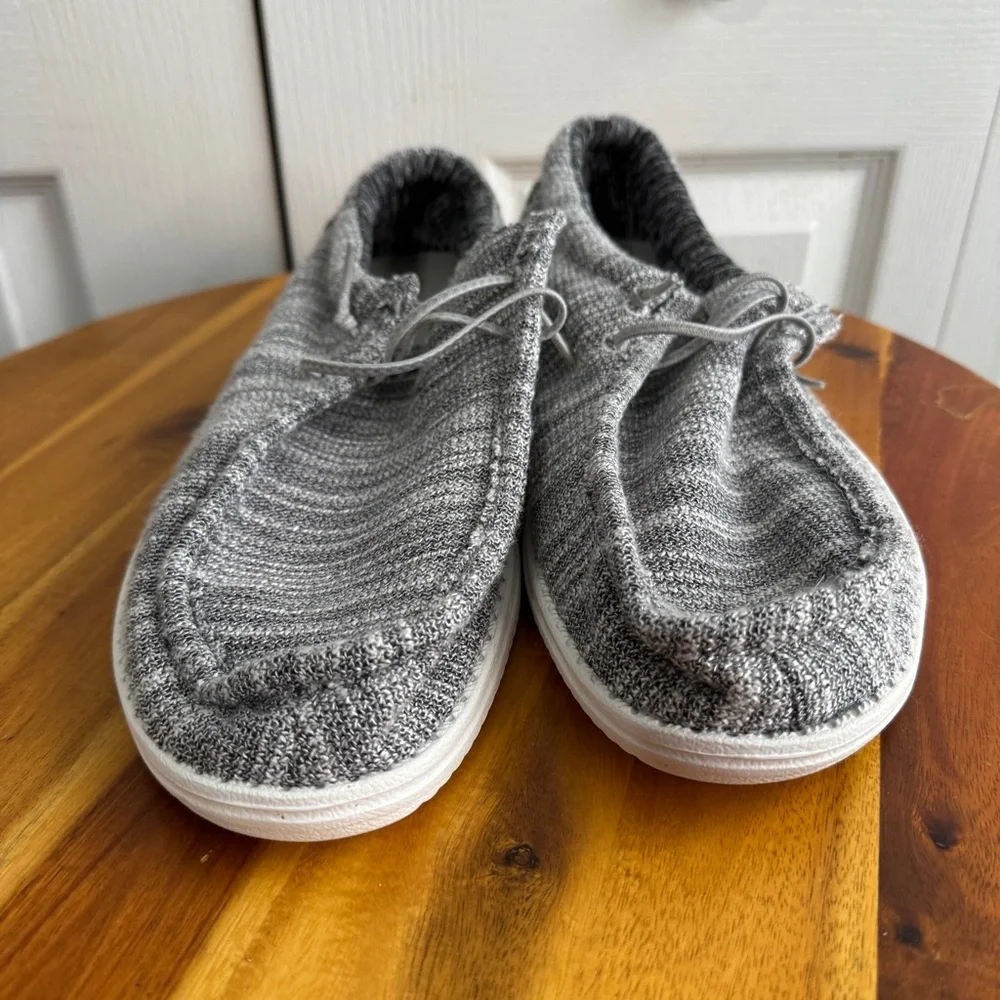 WHITIN excellent gray